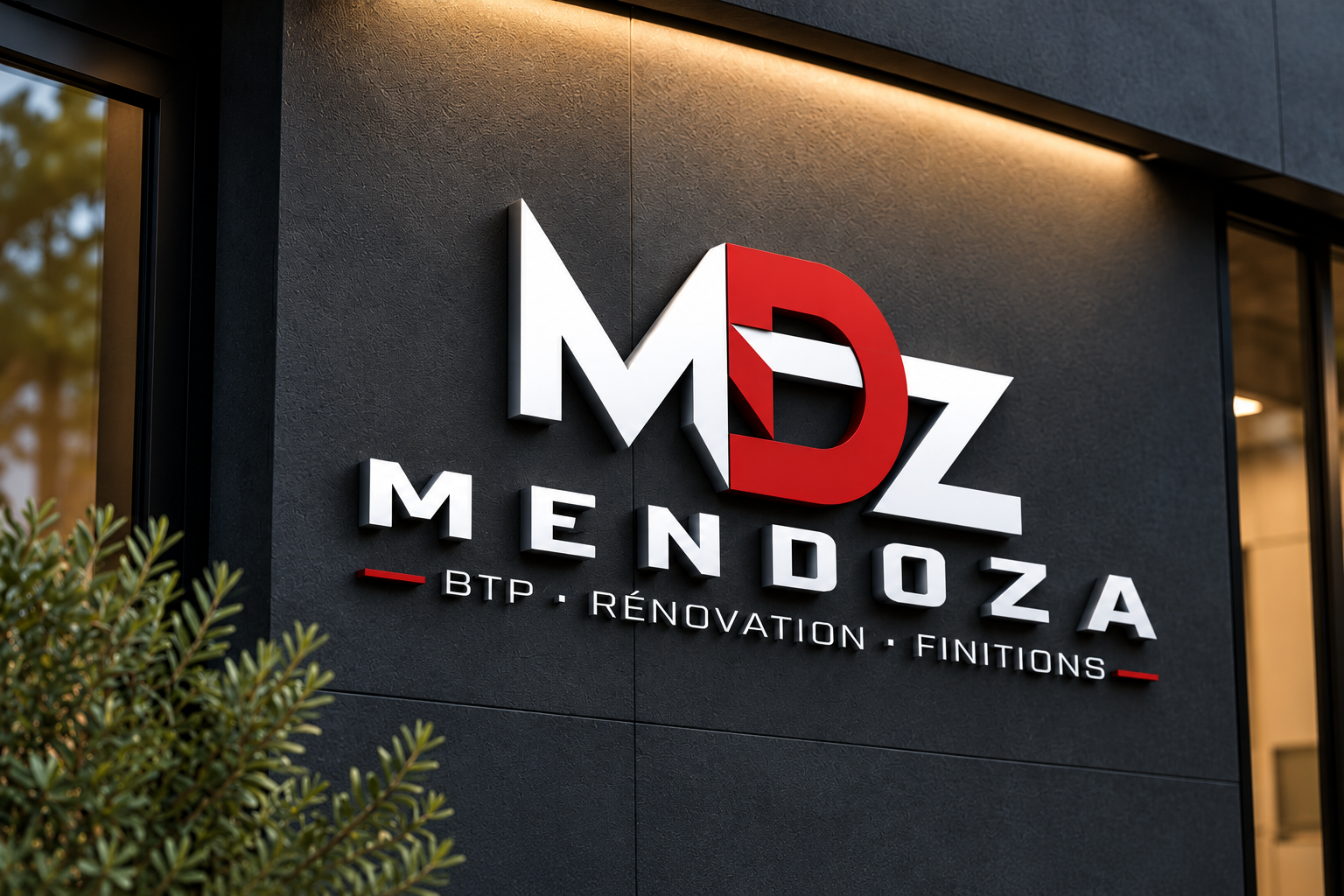 Logo Mendoza en lettres découpées sur une façade sombre